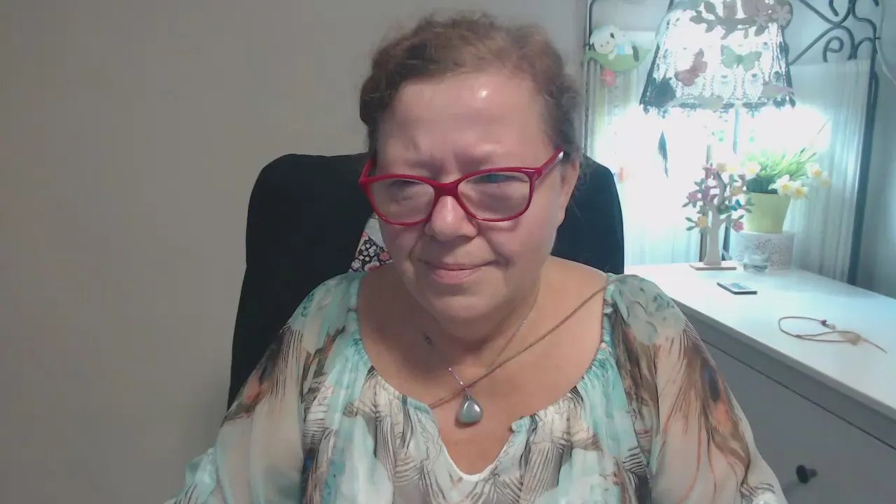 Offline adele69sexy on Cam4