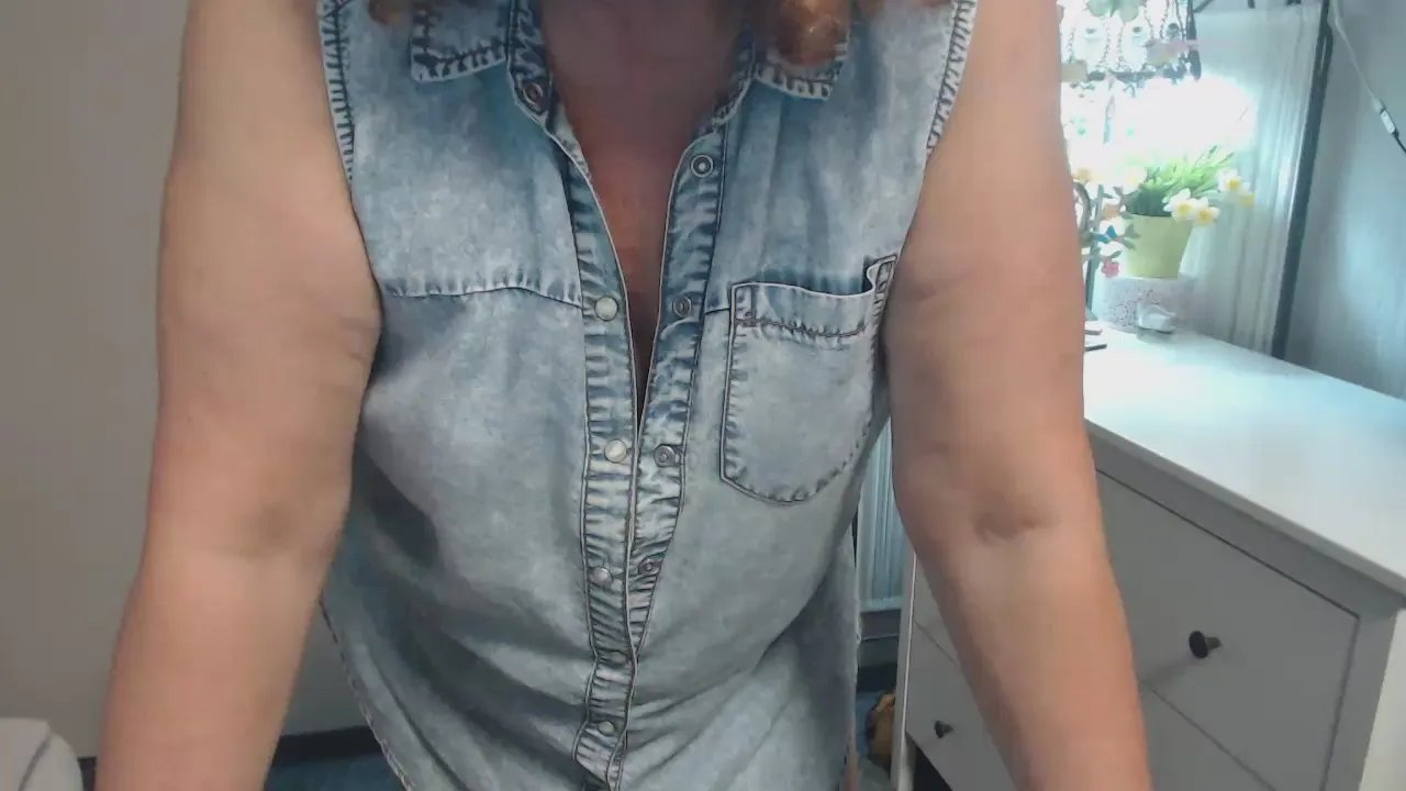 Offline adele69sexy on Cam4