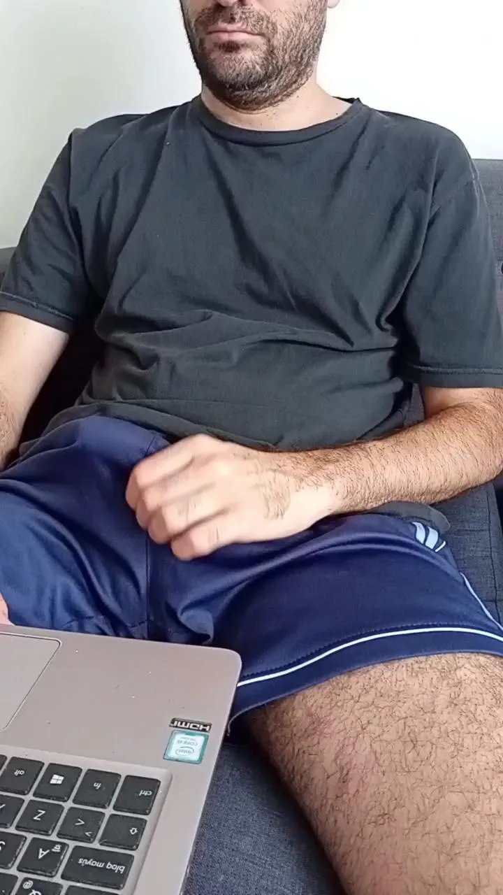 Offline ahquepajeroo on Cam4