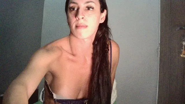 Offline AlexiaDuucan on Cam4