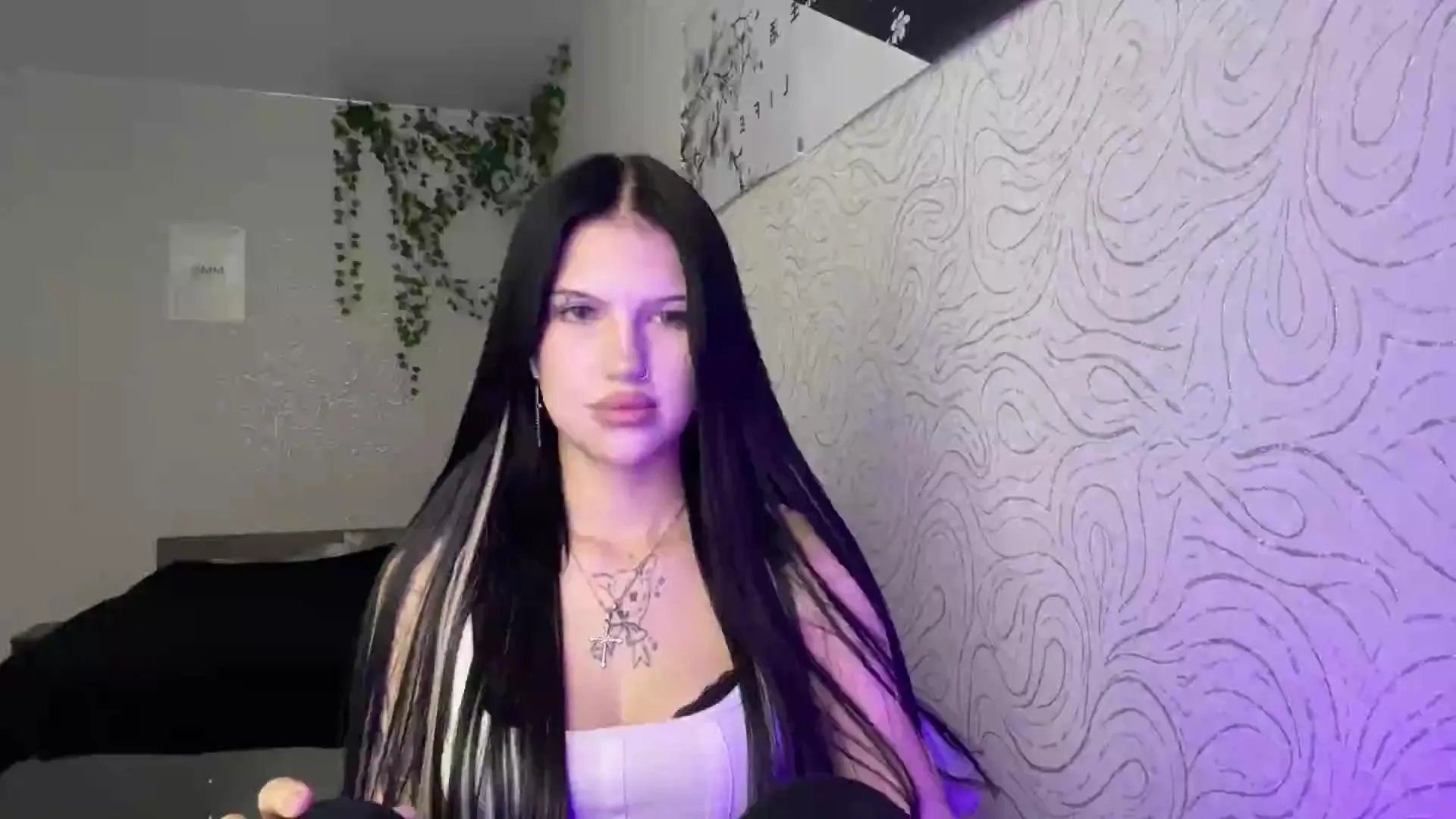 Offline AlinaEsler on Cam4