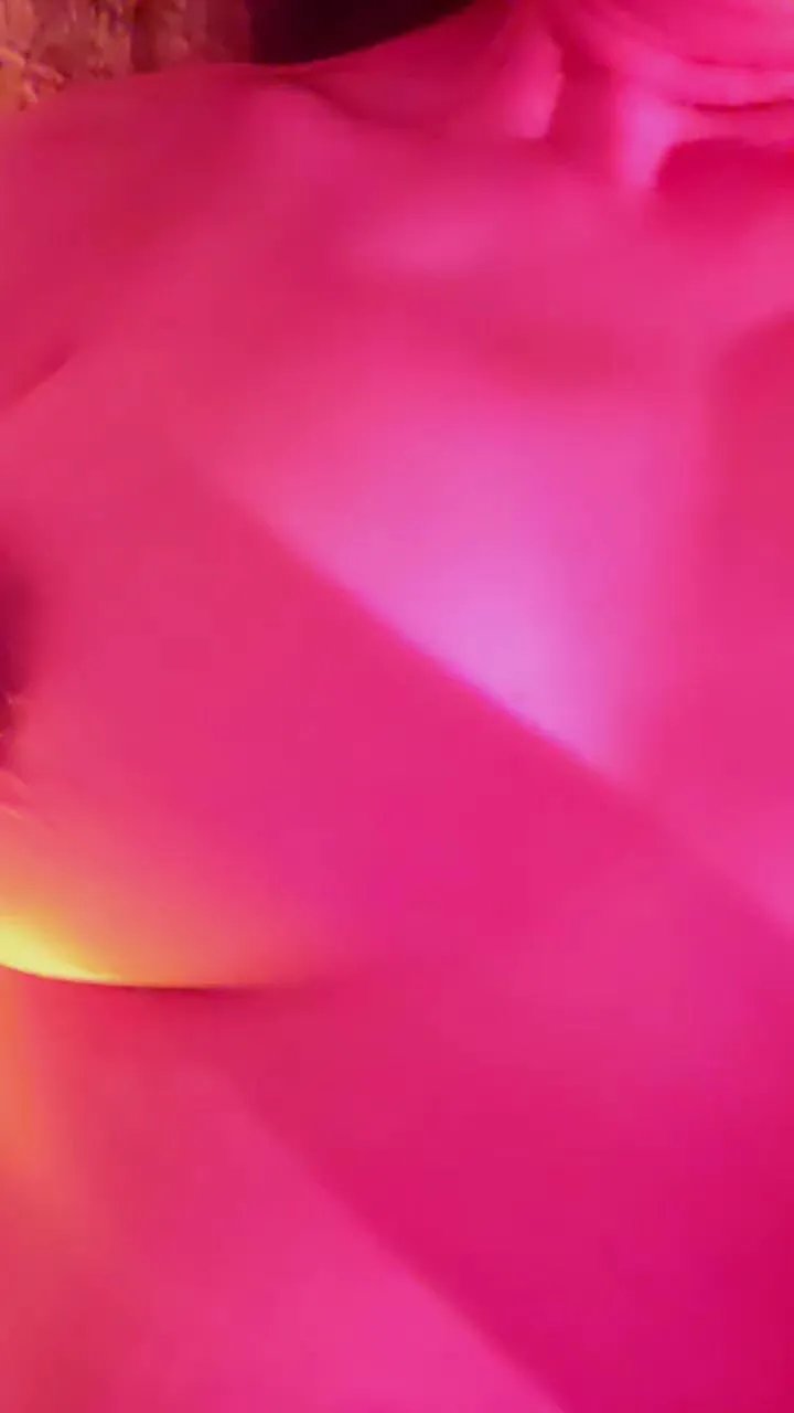 Offline Aloneathome22 on Cam4