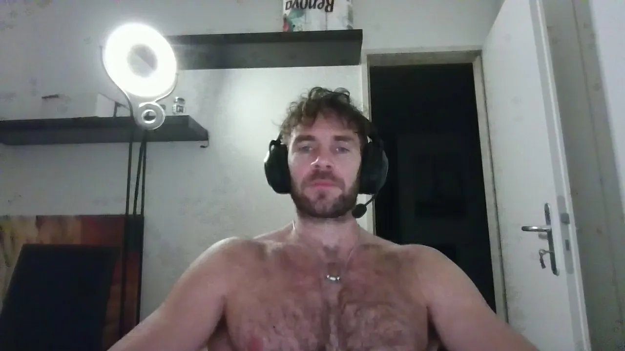 Offline ALPHA_HUNK on Cam4