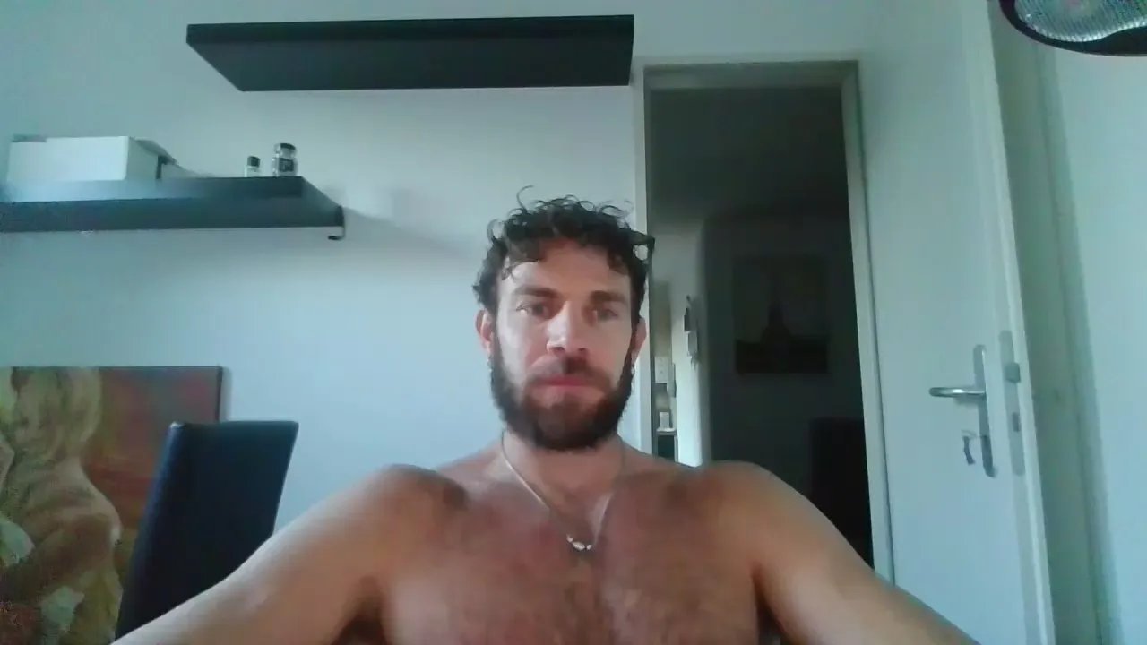 Offline ALPHA_HUNK on Cam4