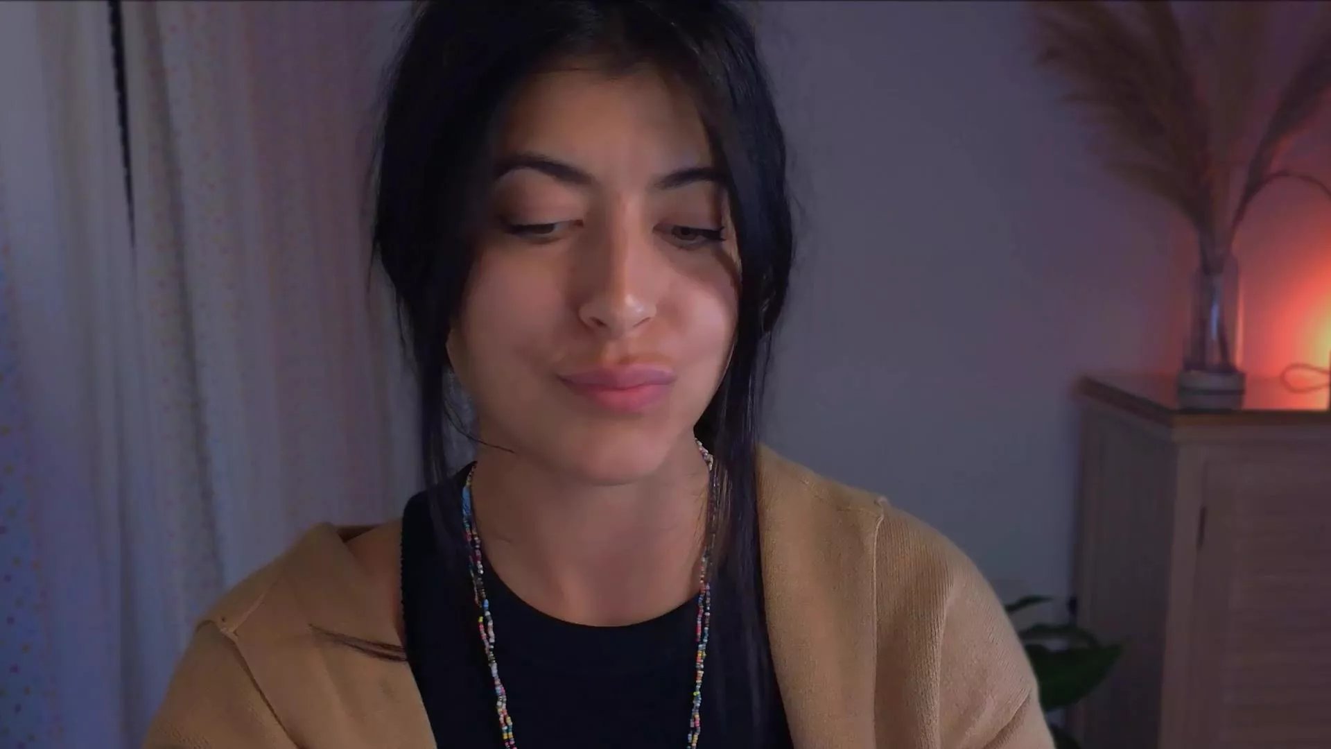 Offline Anabel_curvy on Cam4