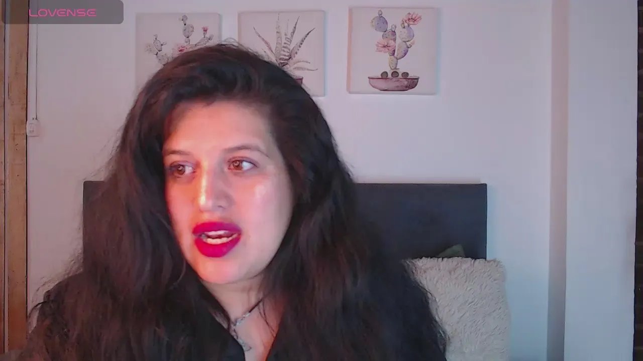 Offline andrea_secret_ on Cam4