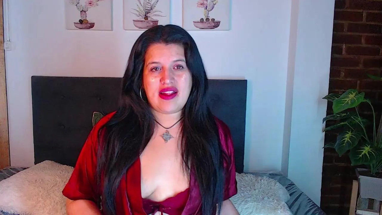 Offline andrea_secret_ on Cam4