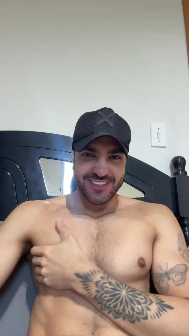 AngelBoss on Cam4