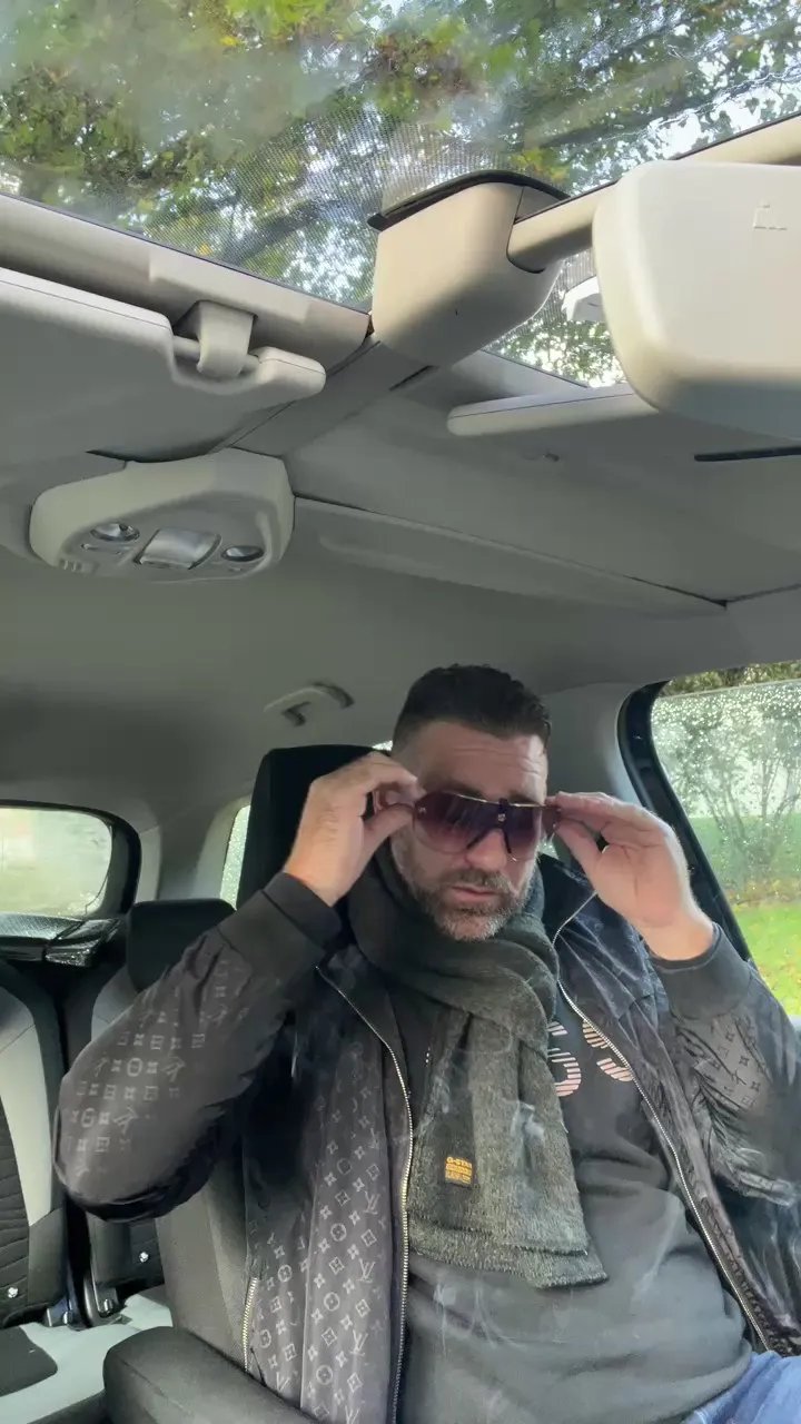 Offline Anjelo79 on Cam4