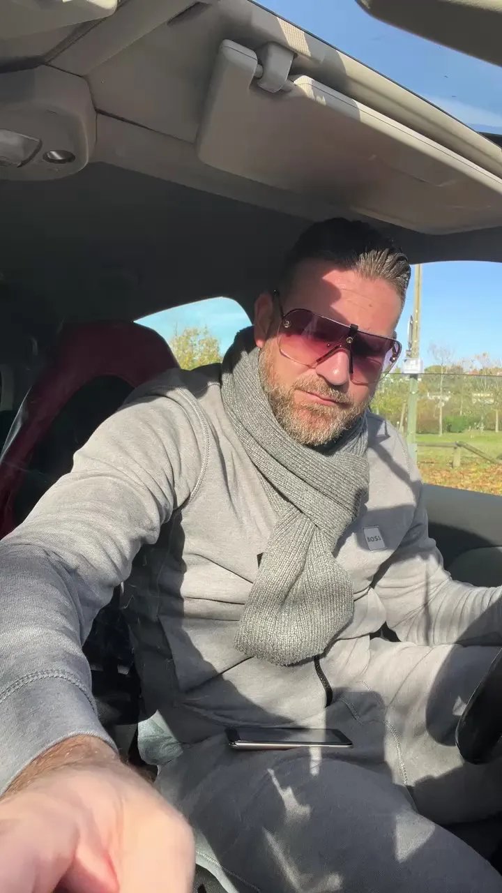 Offline Anjelo79 on Cam4