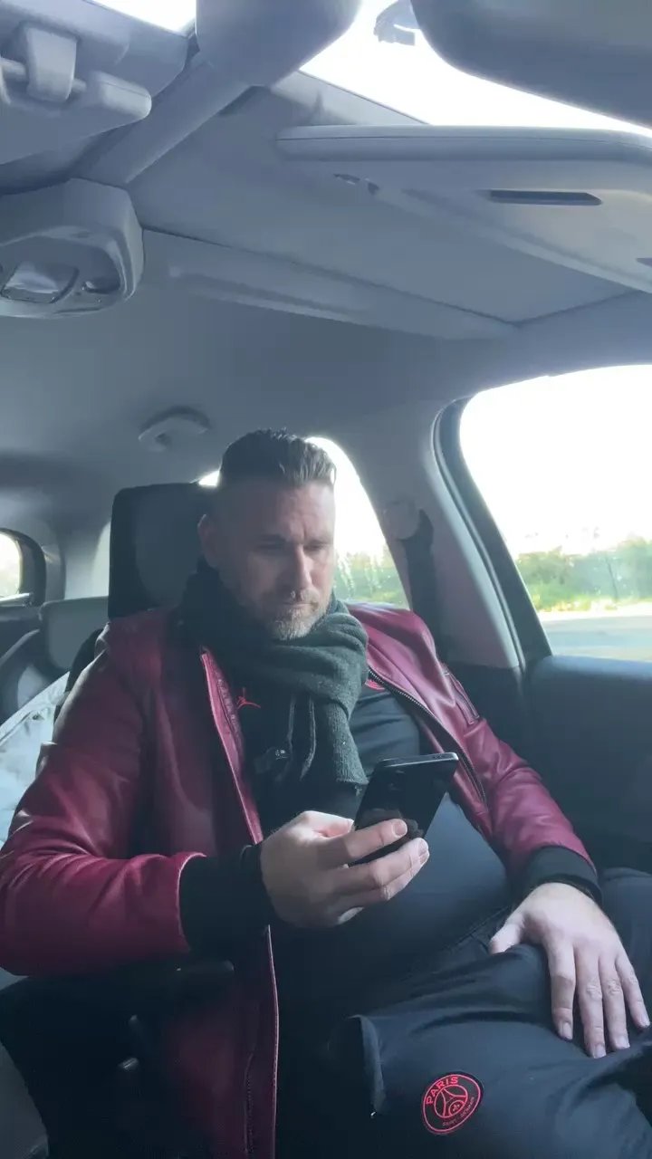 Offline Anjelo79 on Cam4