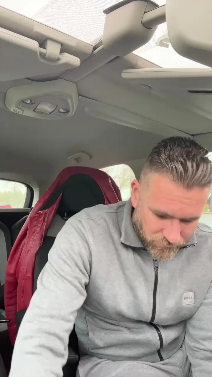 Offline Anjelo79 on Cam4