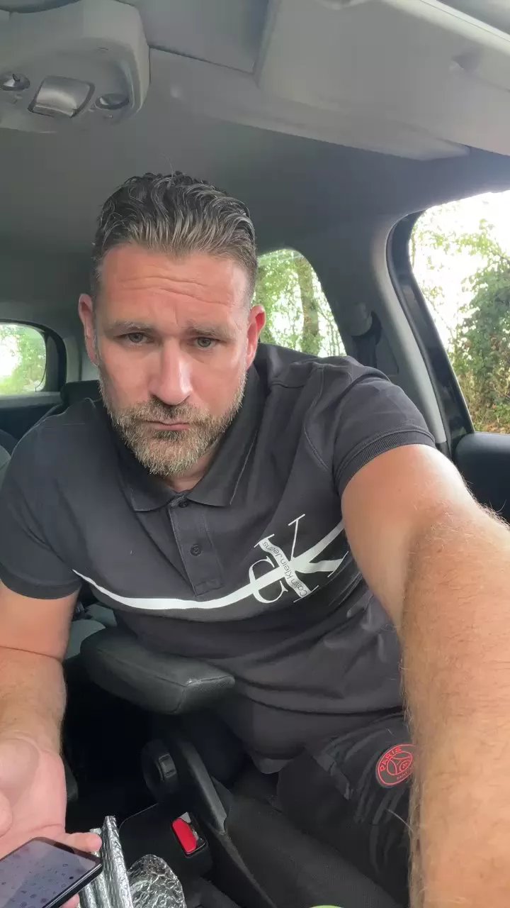 Offline Anjelo79 on Cam4