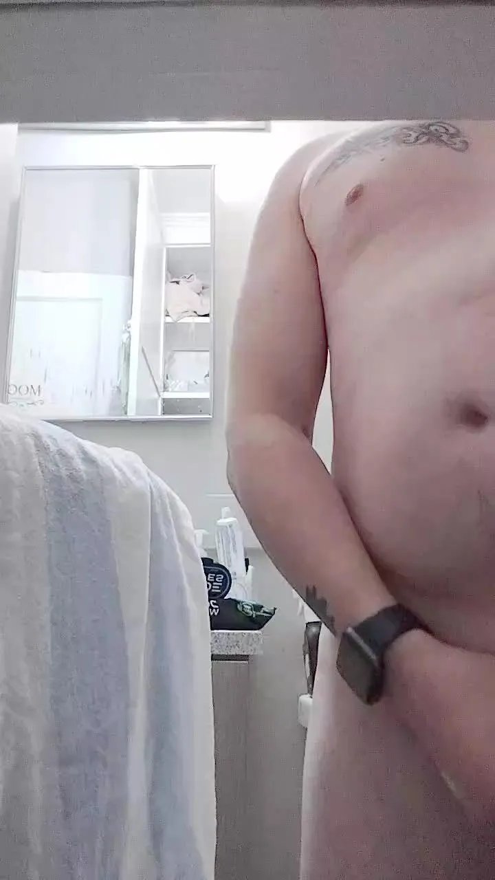 baby187bigdick1 on Cam4 