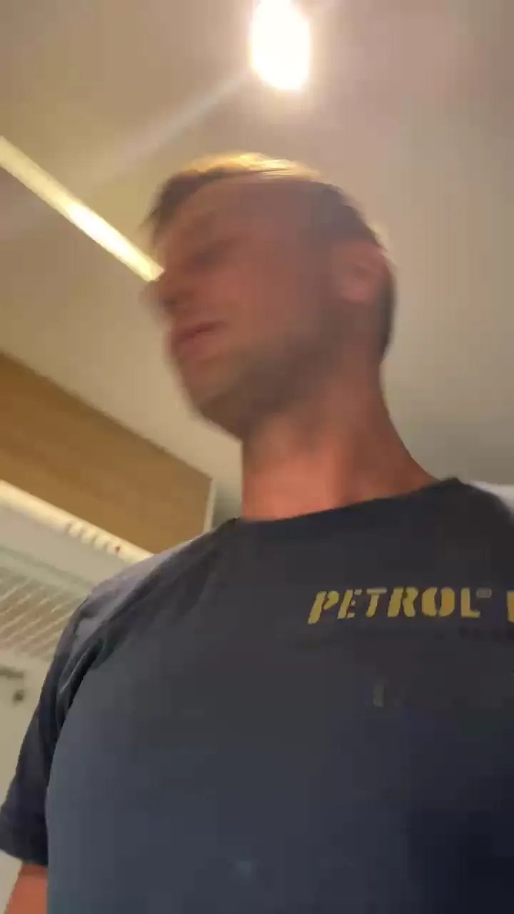 Offline Babyboy2021xxx on Cam4