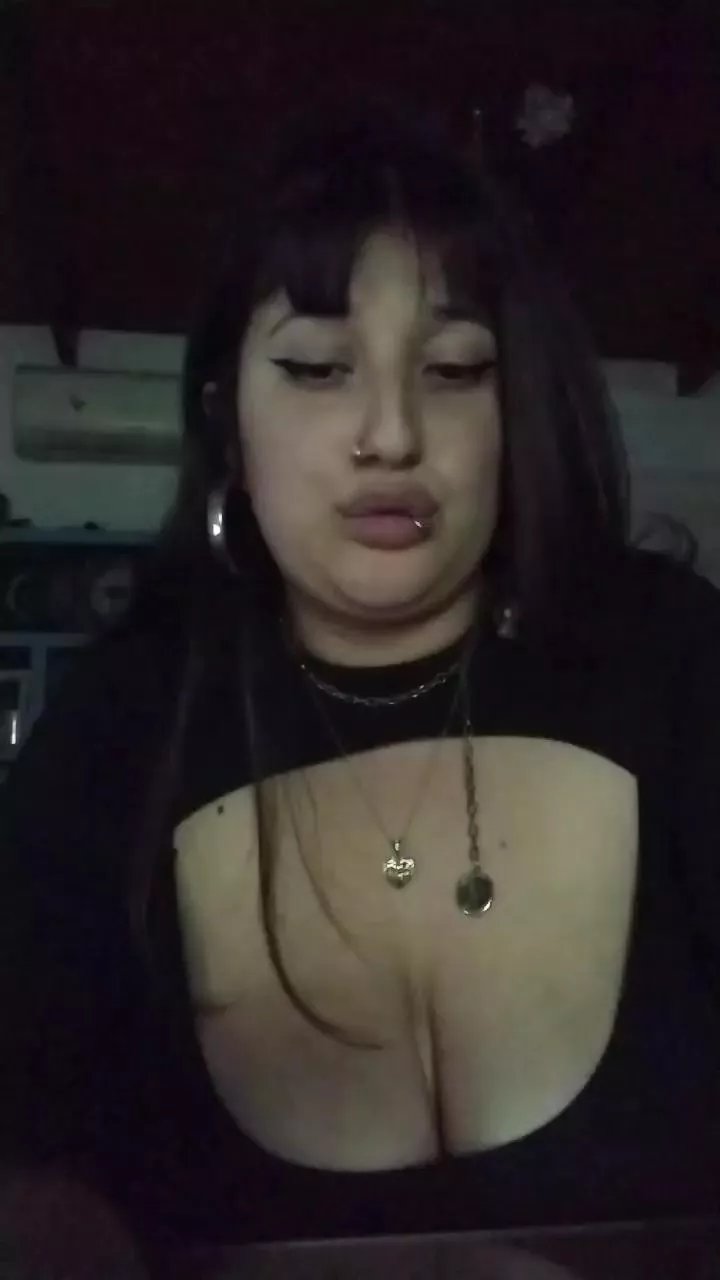 Offline babykypko on Cam4