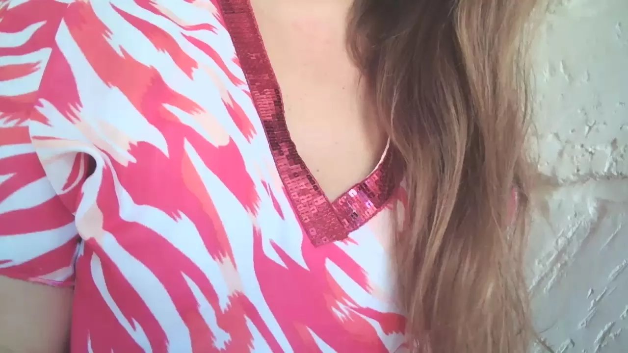 Offline BambolaGenuina on Cam4