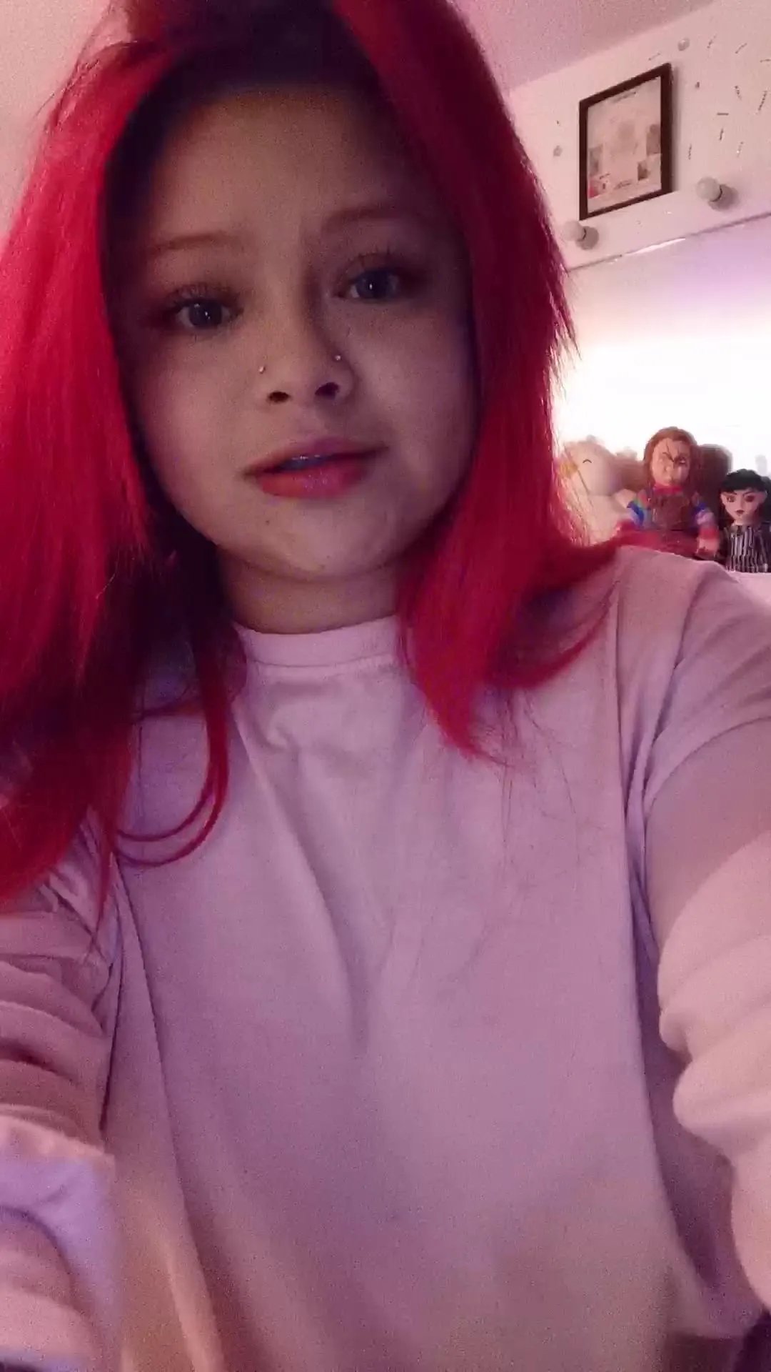 Offline barbiee_doll on Cam4