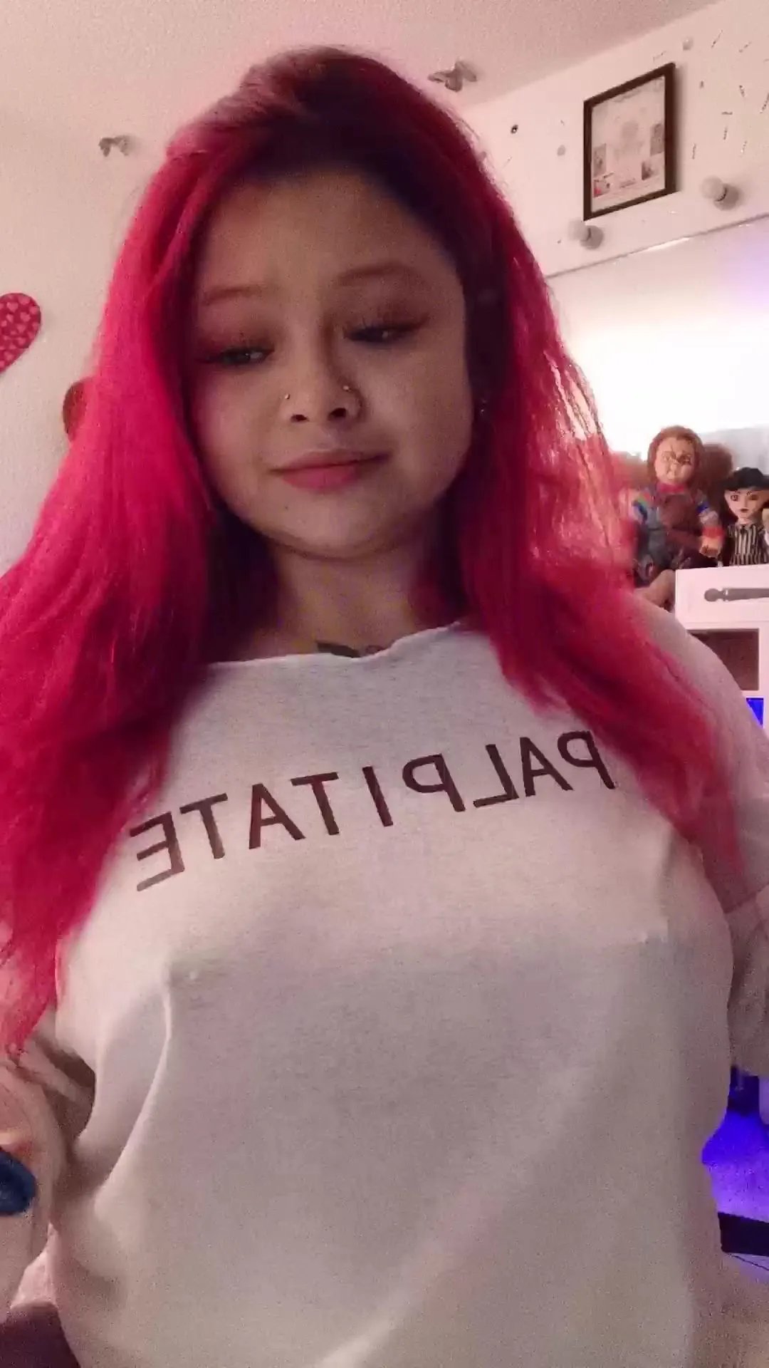 Offline barbiee_doll on Cam4