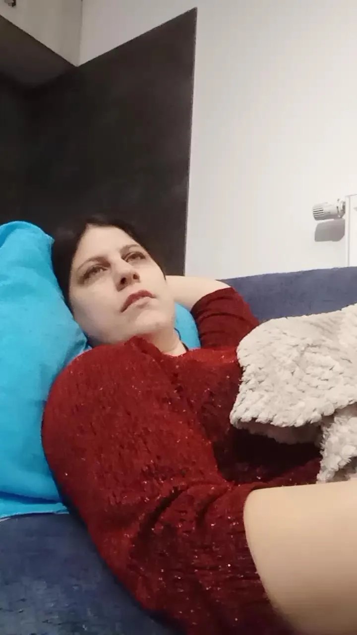 Offline barbielacdescy4 on Cam4