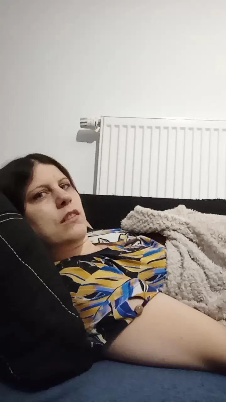 Offline barbielacdescy4 on Cam4