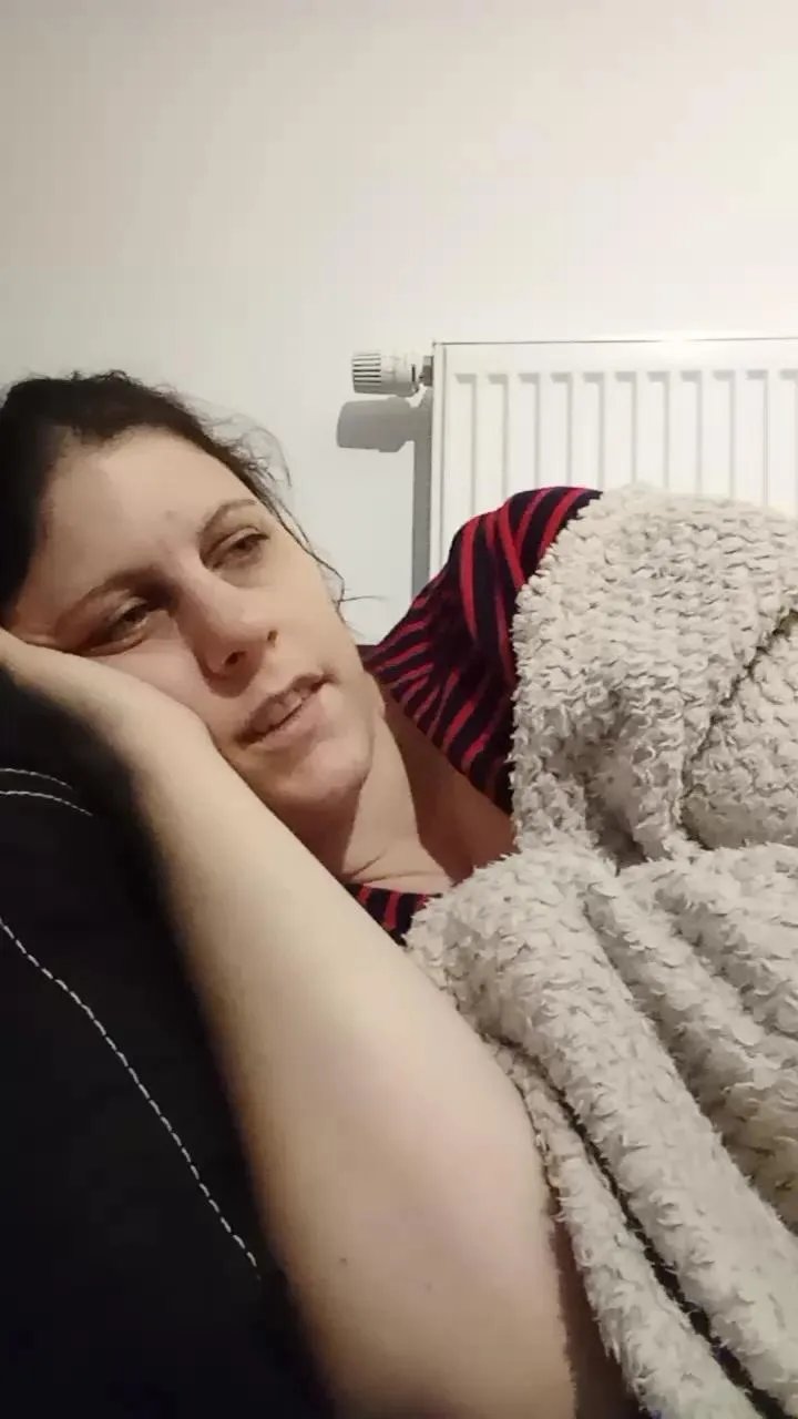 Offline barbielacdescy4 on Cam4