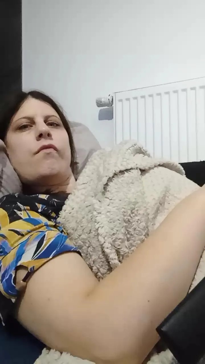 Offline barbielacdescy4 on Cam4