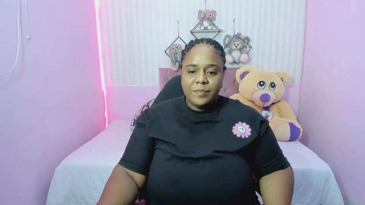 Offline bbw_charlotee on Cam4