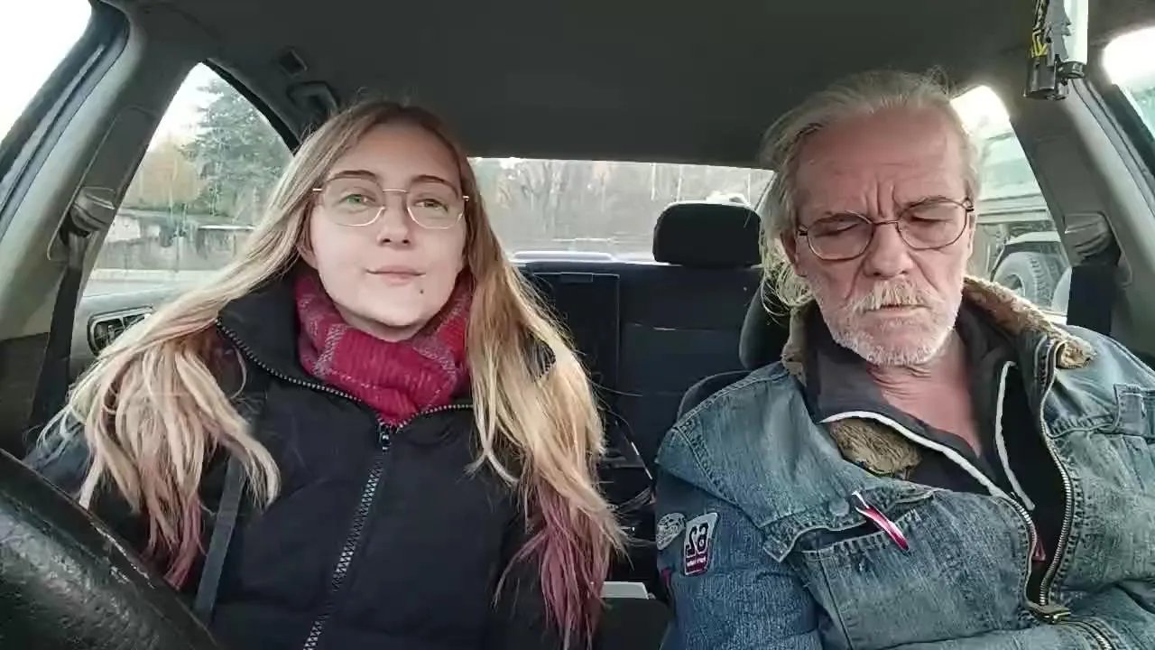 Offline bdsmpaarohnegr1 on Cam4