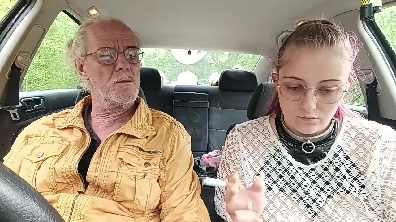 Offline bdsmpaarohnegr1 on Cam4