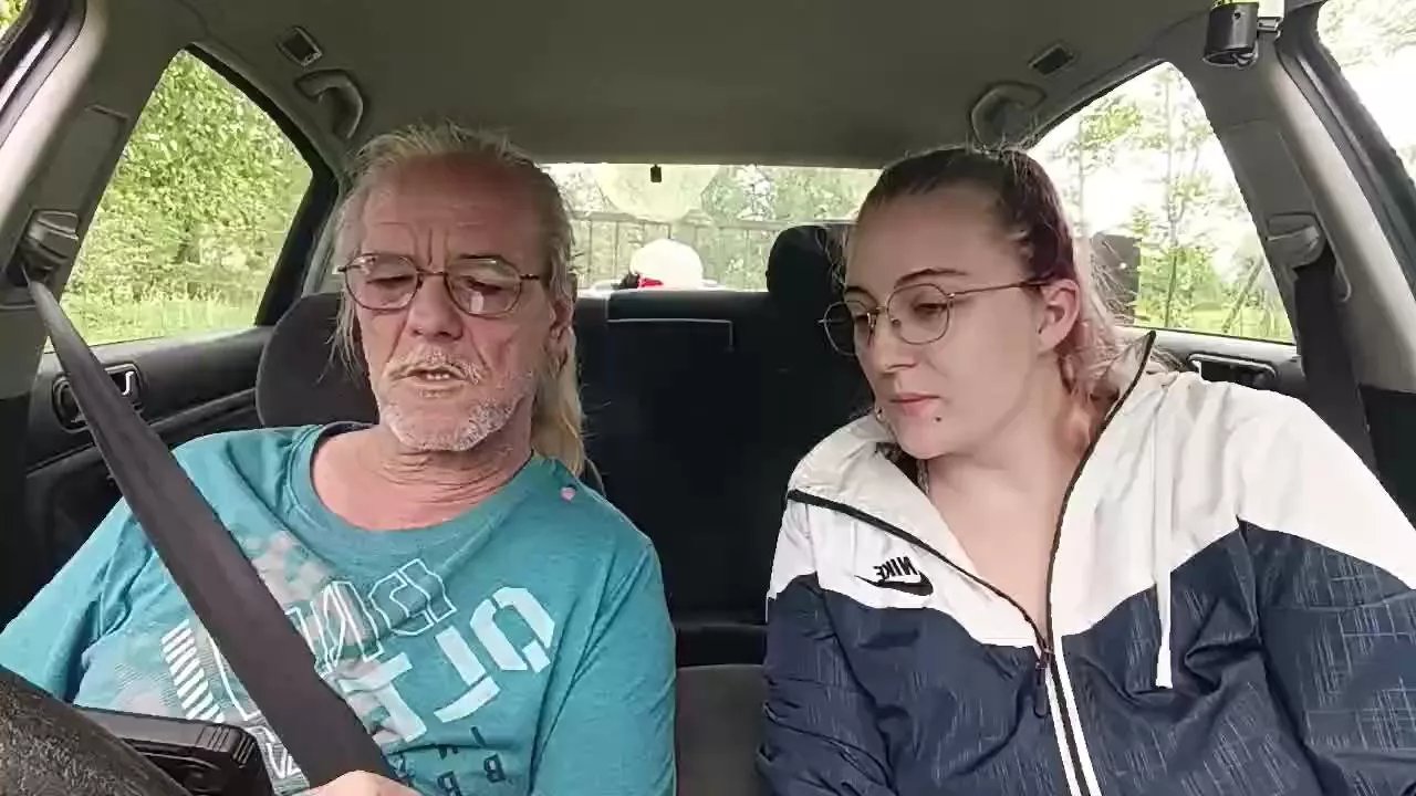 Offline bdsmpaarohnegr1 on Cam4