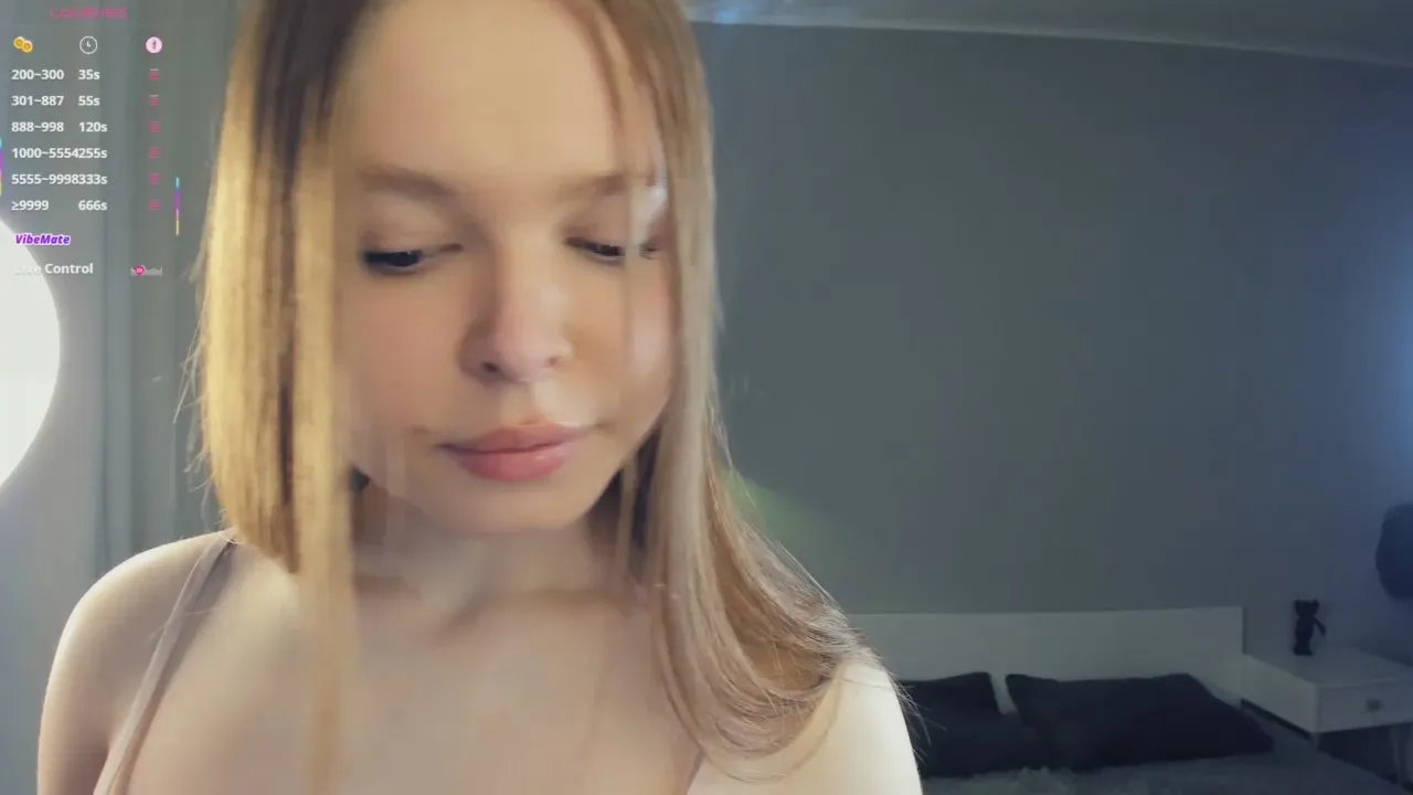 Offline BelleDream on Cam4