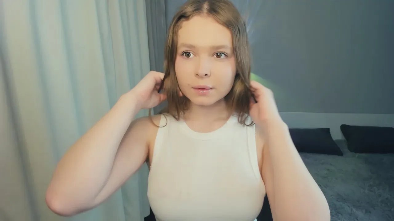 Offline BelleDream on Cam4