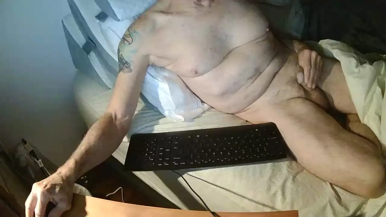 Offline bidad722 on Cam4