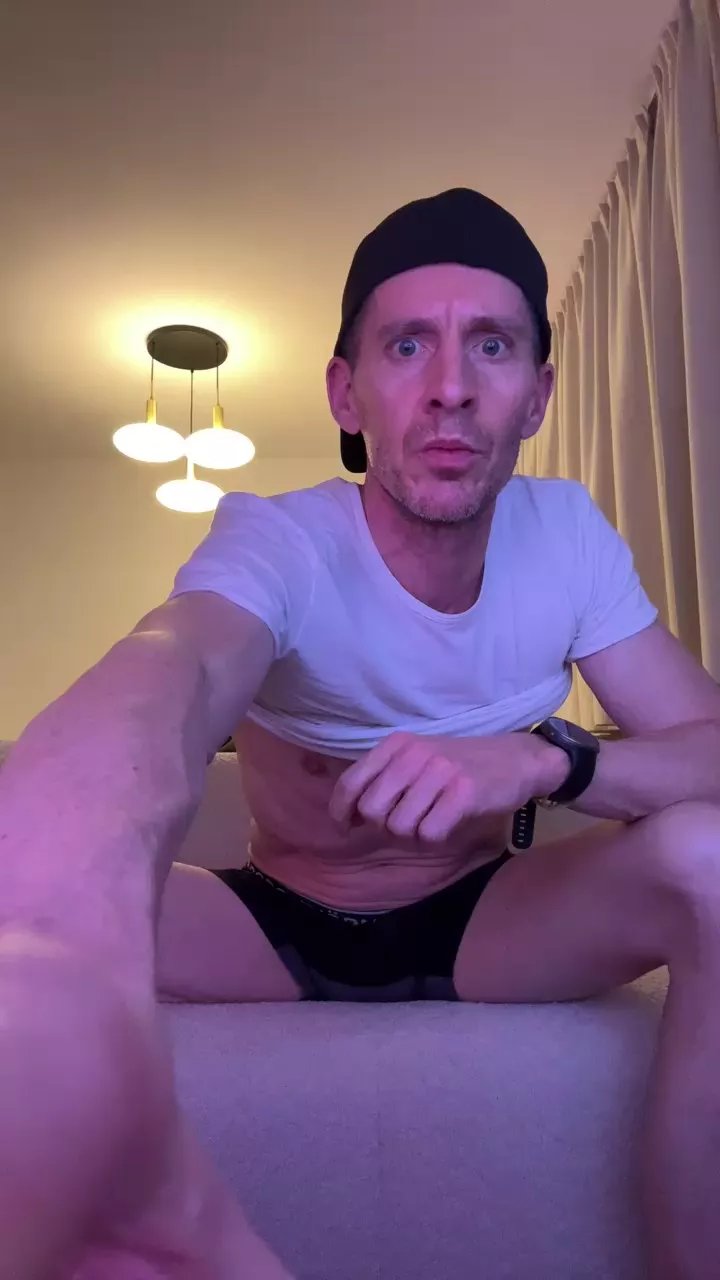 Offline Biek30 on Cam4