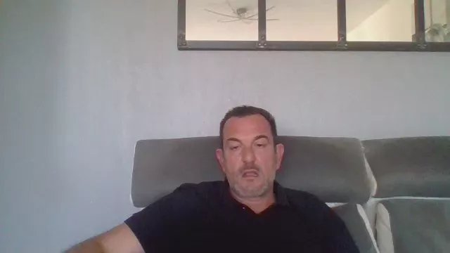 Offline BIRDY1383 on Cam4