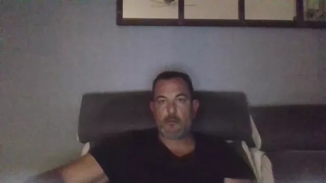 Offline BIRDY1383 on Cam4