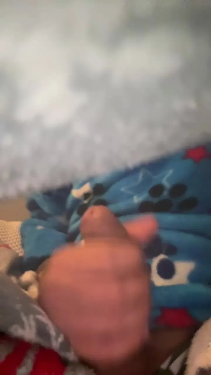 Offline bizarro19 on Cam4