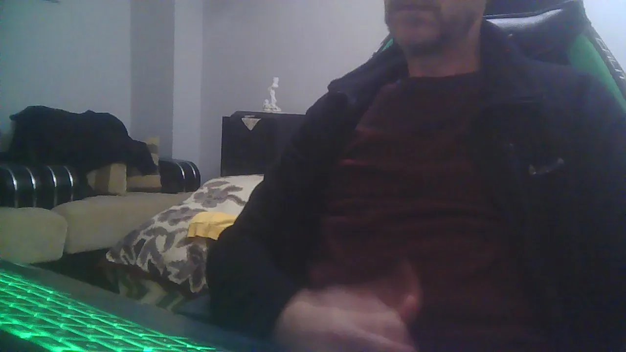 Offline boranfun29 on Cam4