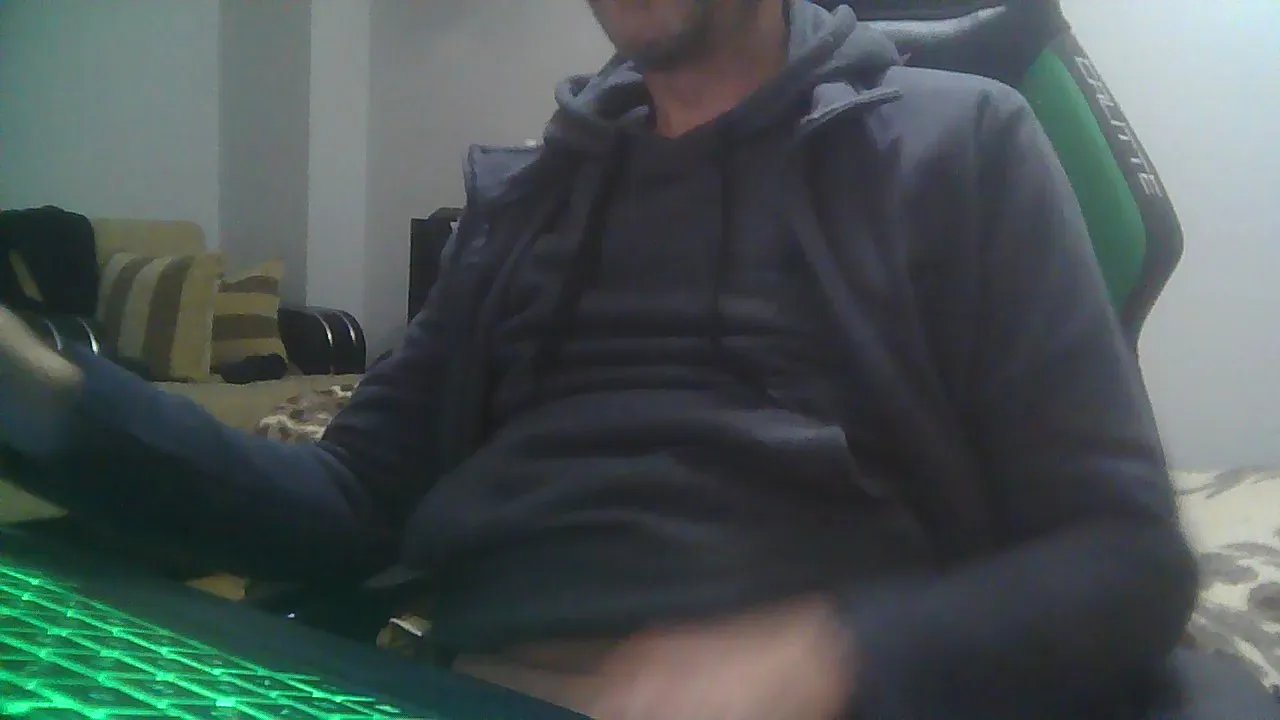 Offline boranfun29 on Cam4