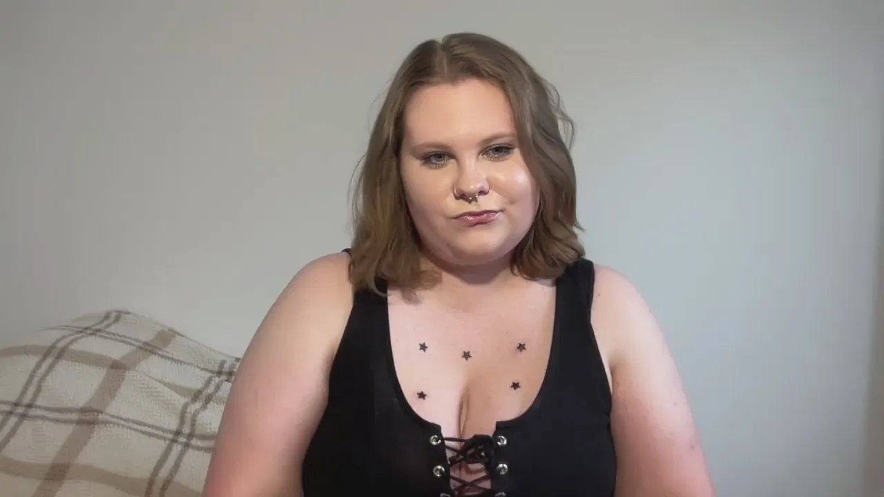 Offline BriannaDirty on Cam4