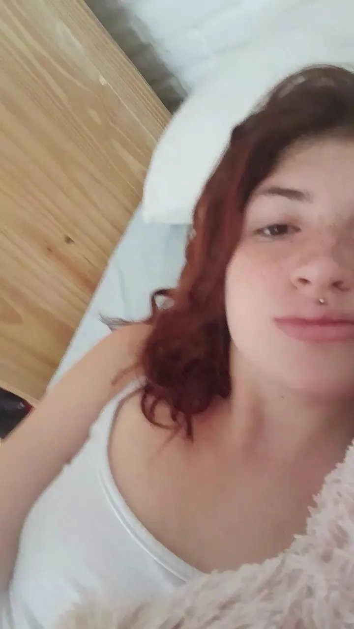 Freechat camila4993 on Cam4