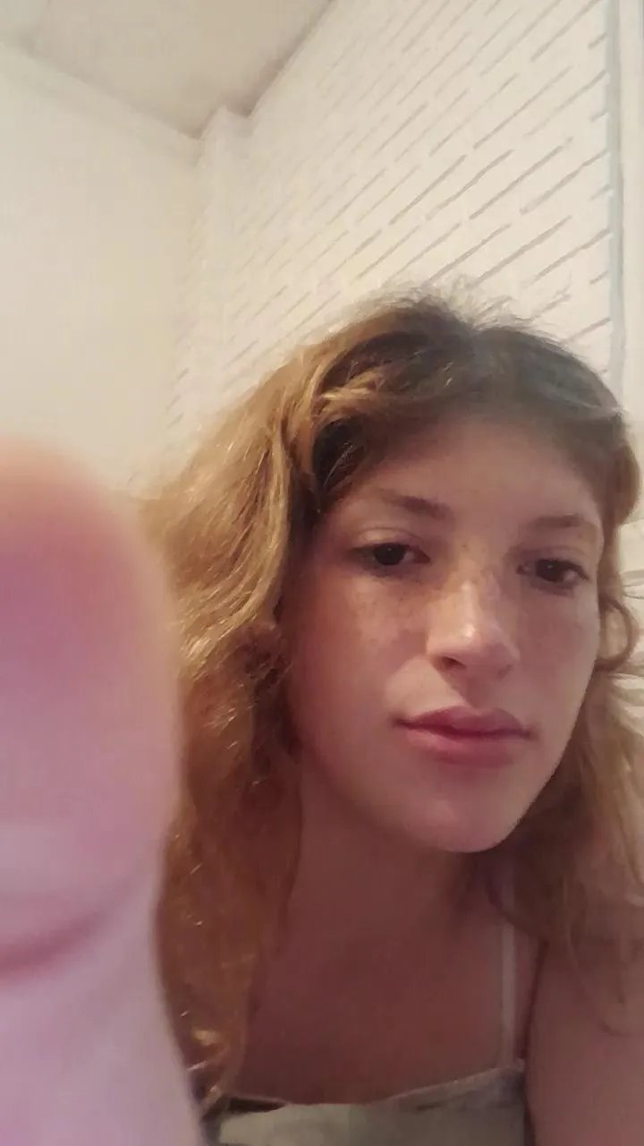 Freechat camila4993 on Cam4