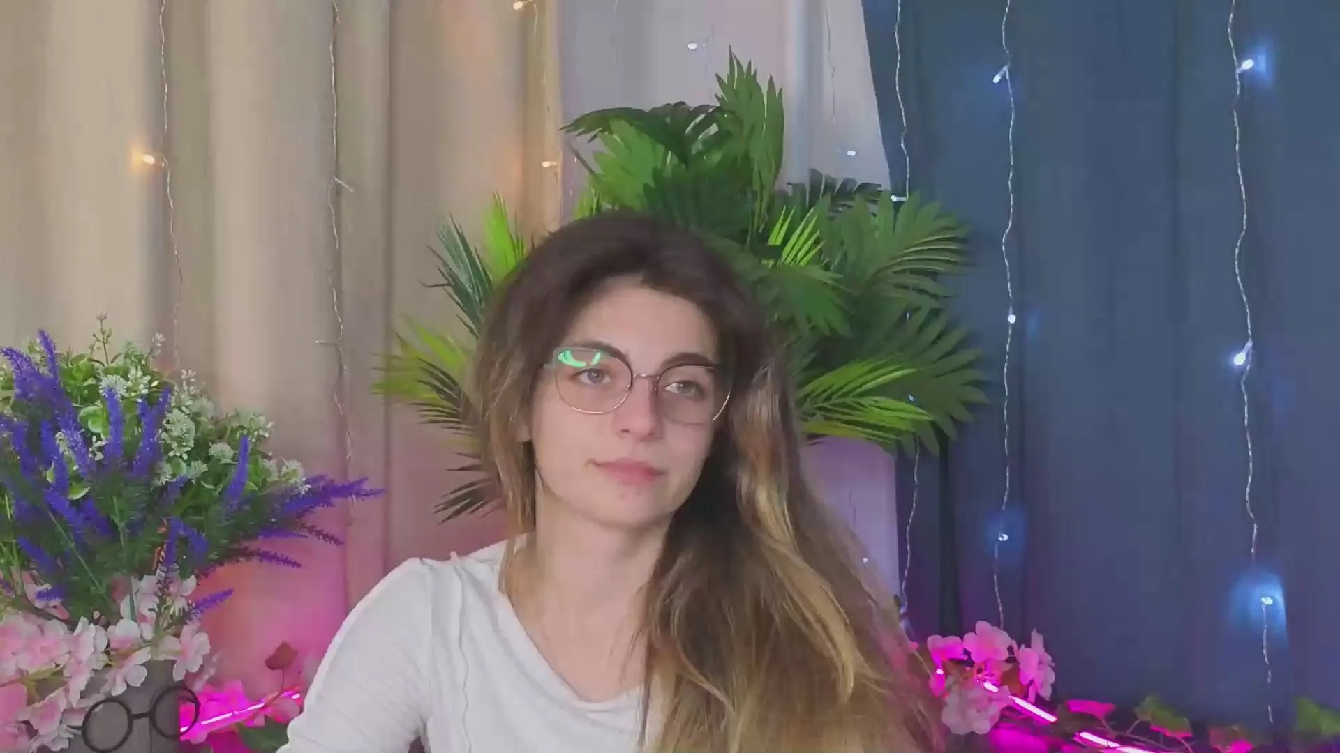 Freechat CaronFowlkes on Cam4