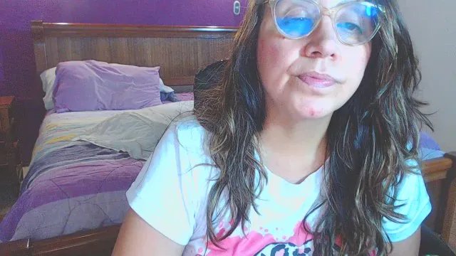 Offline cataleyasexy50 on Cam4