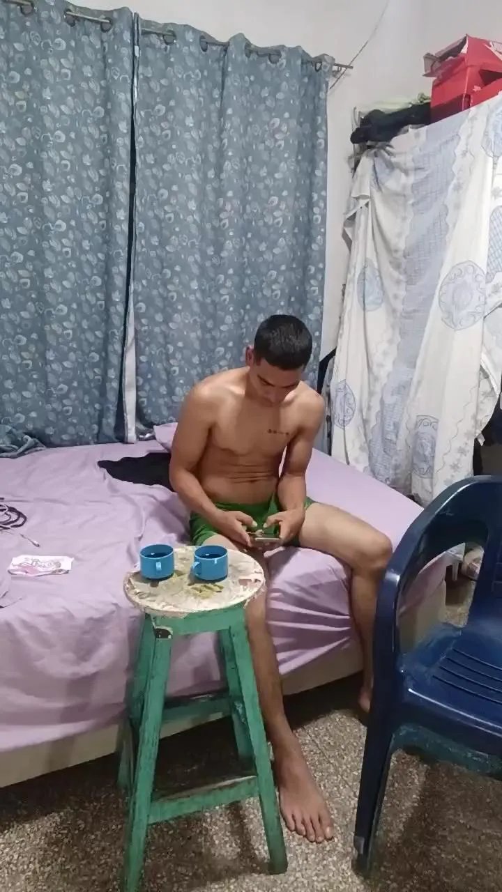 Offline catire85 on Cam4