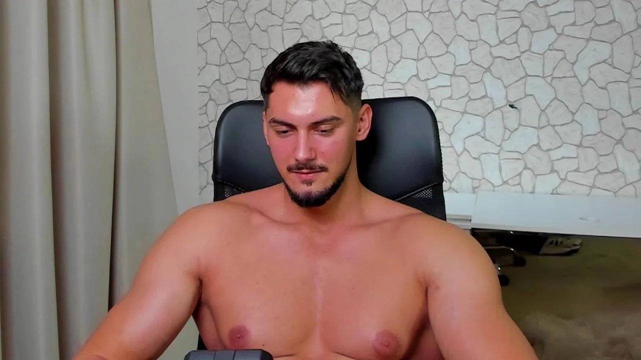 Offline ClintMasters on Cam4