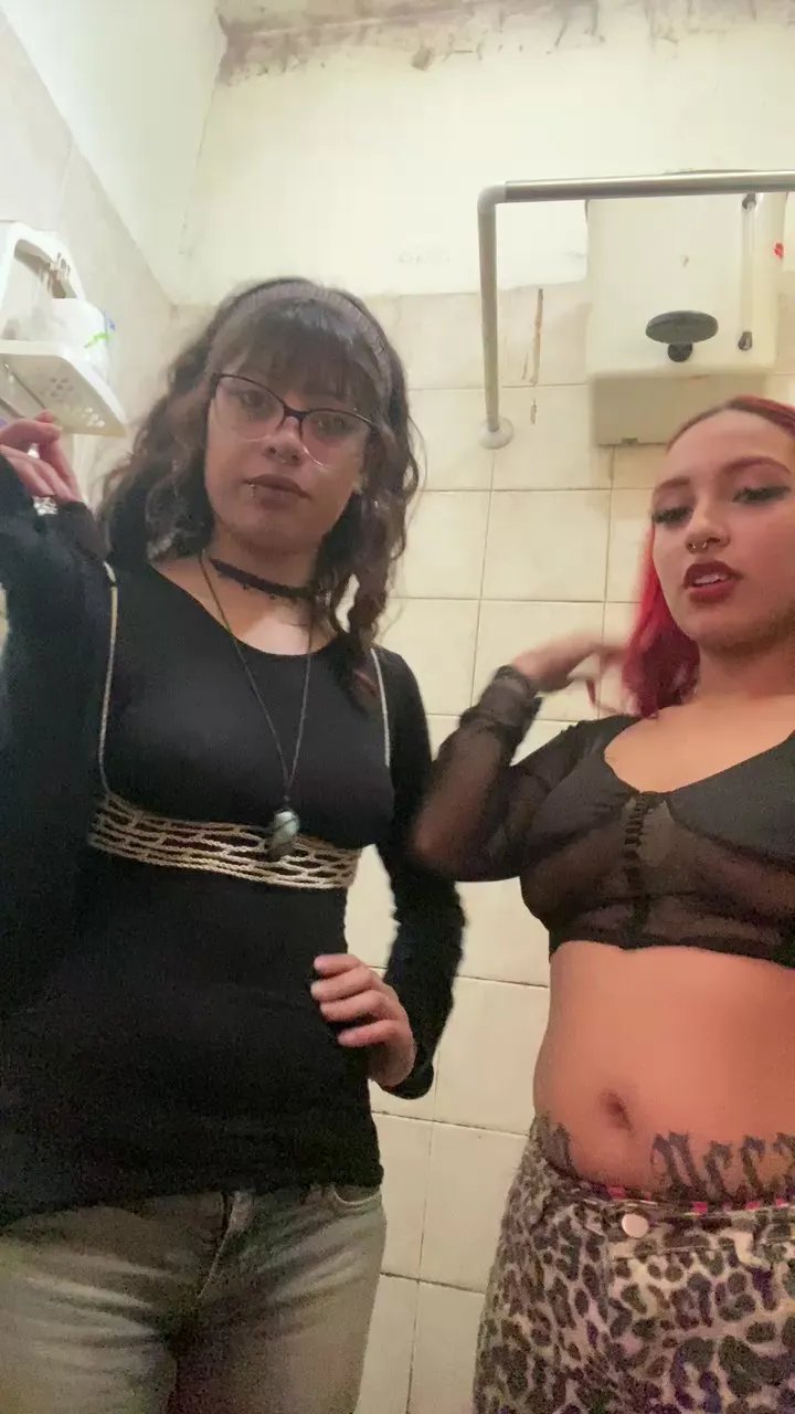 Offline Coloradahot1 on Cam4