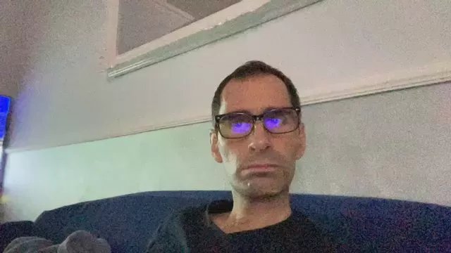 Offline contepappafava on Cam4