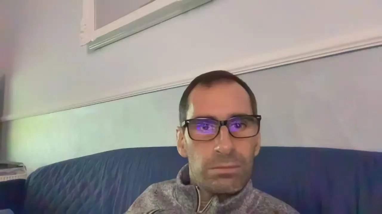 Offline contepappafava on Cam4